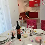 Sanja Appartement *